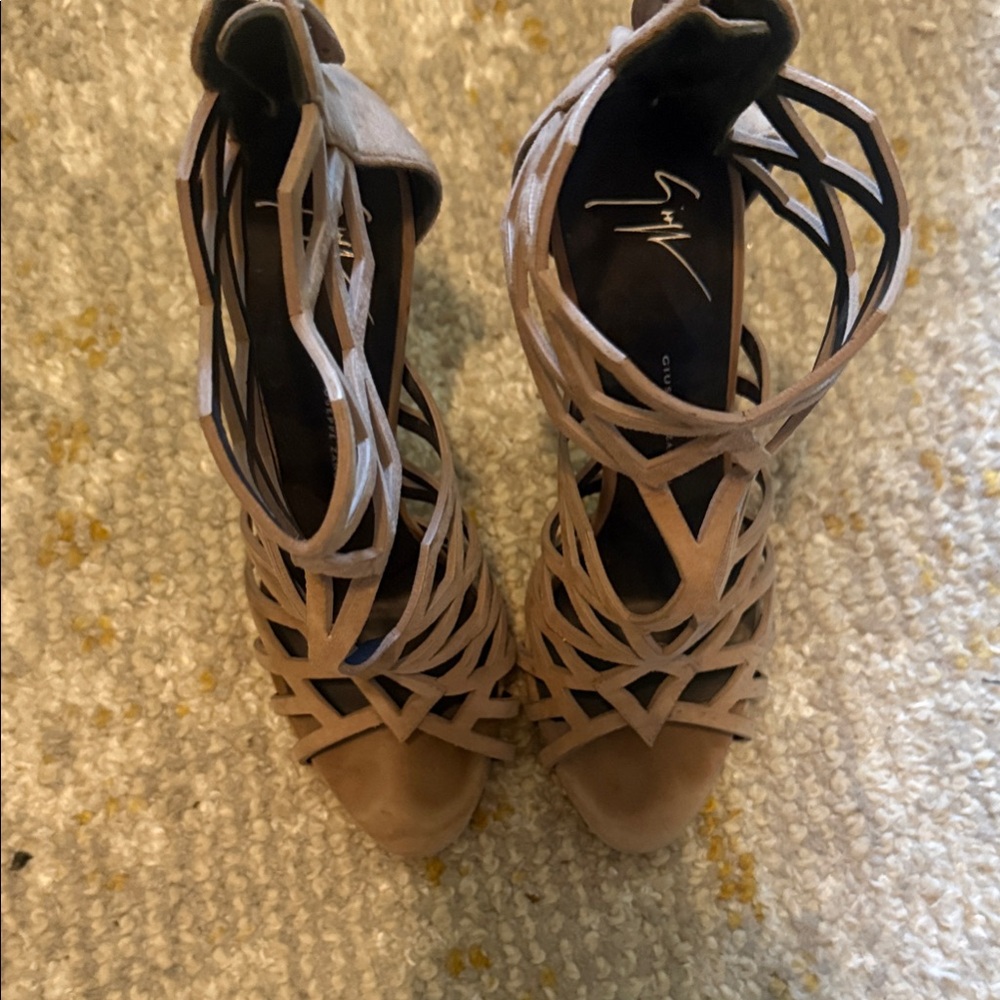 Giuseppe Zanotti Tan Cutout Heels